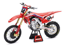 Load image into Gallery viewer, New Ray Toys HRC CR450R Factory Team (Ken Roczen #94)/ Scale - 1:6