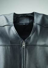 Load image into Gallery viewer, River Road Plains Leather Vest Black - Small