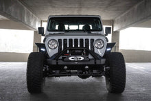 Load image into Gallery viewer, DV8 Offroad 20-23 Jeep Gladiator JT Spec Series Fender Flares