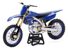 Load image into Gallery viewer, New Ray Toys Yamaha YZ450F Dirt Bike/ Scale - 1:12