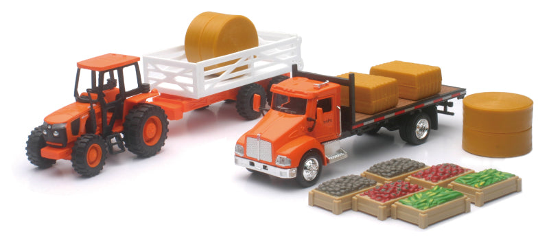 New Ray Toys Kubota Farm Tractor Play Set with Truck, Trailer, Crates and Haybales/ Scale - 1:32