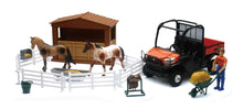 Load image into Gallery viewer, New Ray Toys Kubota RTV-X1120D Playset with Figurine, Barn and Horses/ Scale - 1:18