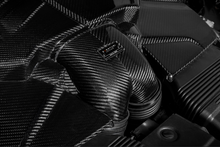 Load image into Gallery viewer, Eventuri Lamborghini Urus/ Audi RSQ8 SQ8 SQ7/ Porshe Cayenne Turbo GTS/S Carbon Intake