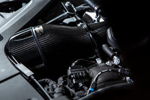 Load image into Gallery viewer, Eventuri BMW F9X M5/M8 - Black Carbon Intake with Shroud Set