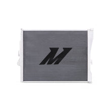 Load image into Gallery viewer, Mishimoto 99-06 BMW 323i/323i/328i/330i w/ Auto Transmission Performance Aluminum Radiator